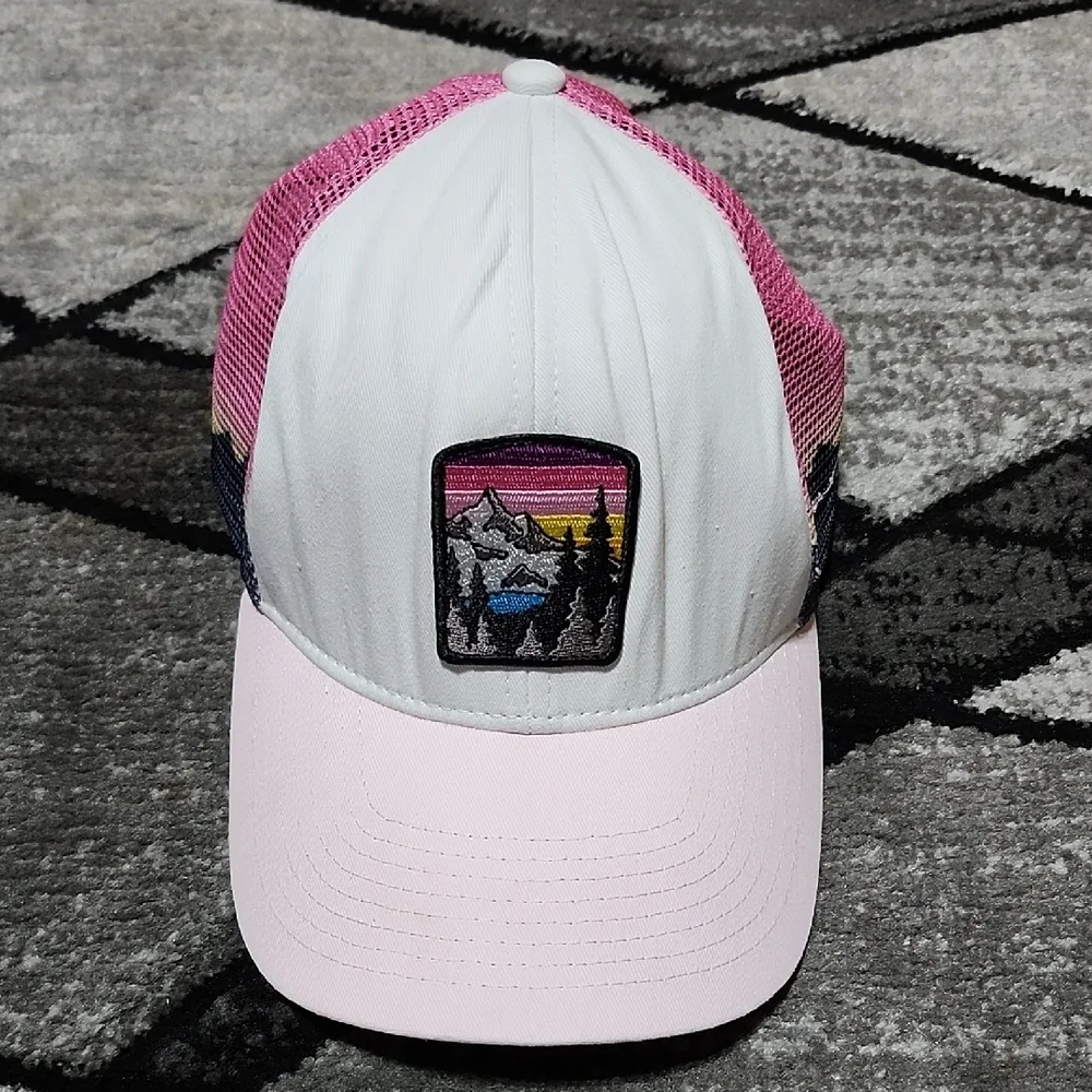 GRACE FOLLY PINK ALPINE PINK MESH SNAP-BACK TRUCKER CAP HAT